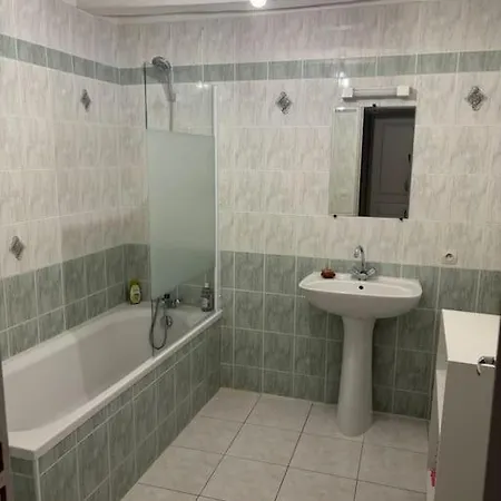 Situe Au Coeur De * Brissac-Quincé